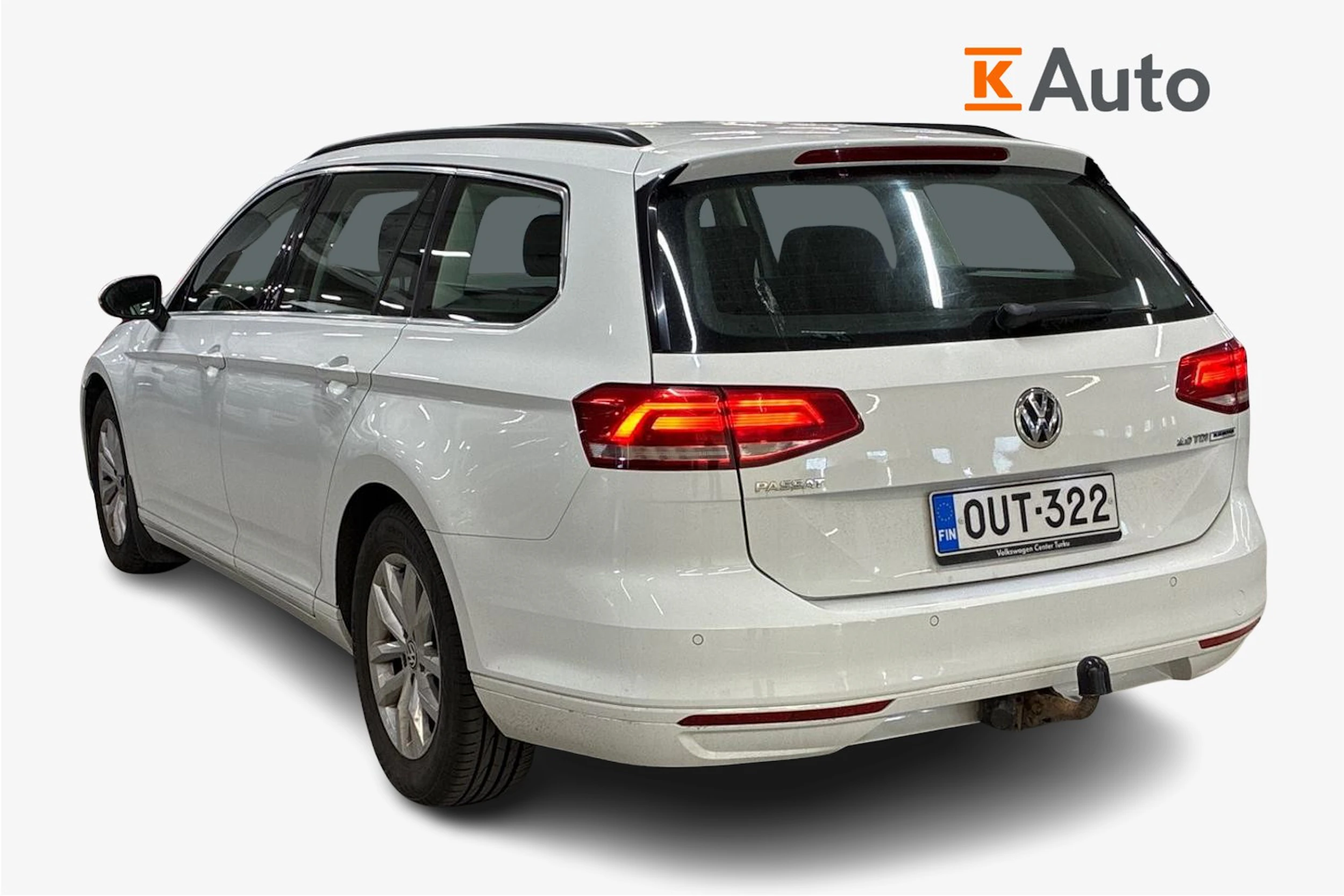 valkoinen Volkswagen Passat 2016 kuva 2.
