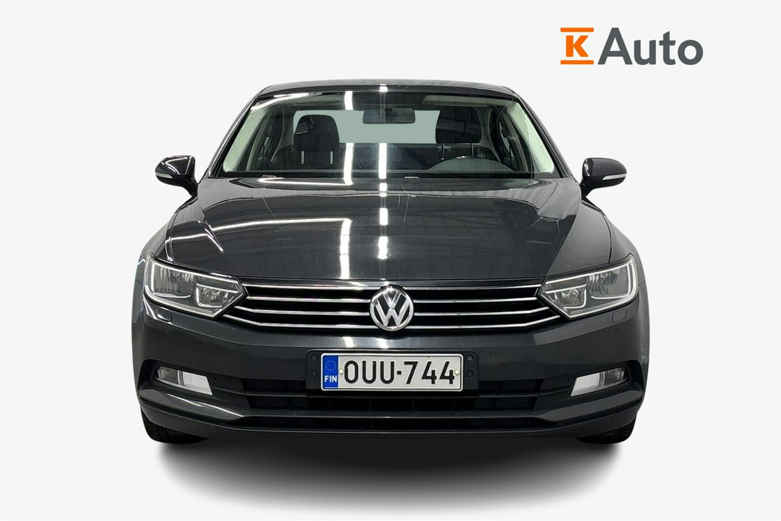 harmaa Volkswagen Passat 2016 kuva 5.