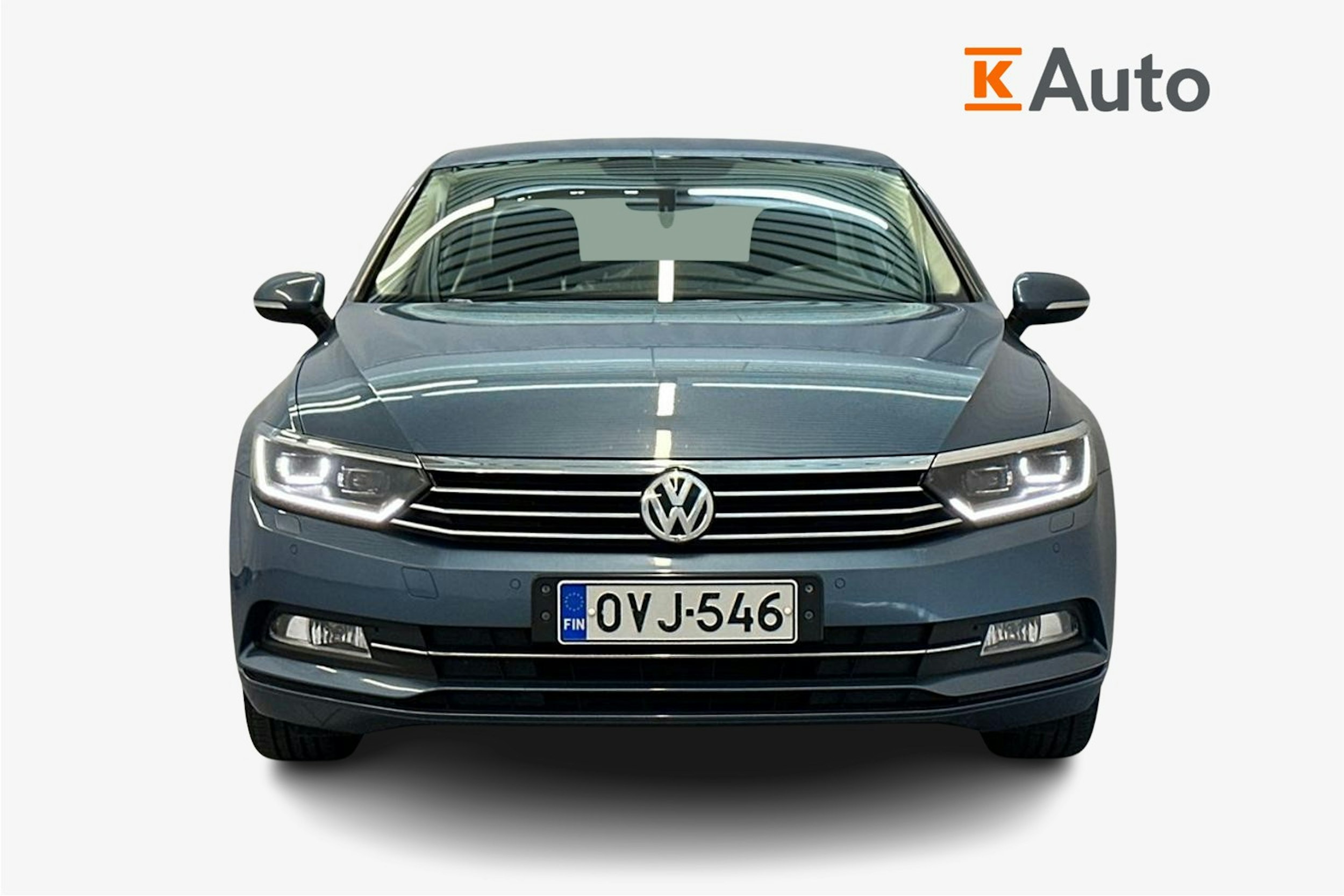 sininen Volkswagen Passat 2016 kuva 5.