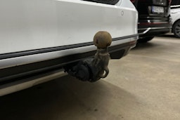 valkoinen Volkswagen Passat 2016 kuva 35.