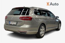 harmaa Volkswagen Passat 2016 kuva 2.