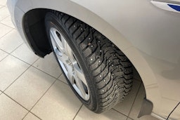 harmaa Volkswagen Passat 2016 kuva 13.