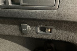 harmaa Volkswagen Passat 2016 kuva 24.