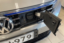 harmaa Volkswagen Passat 2016 kuva 31.