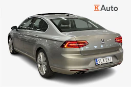 harmaa Volkswagen Passat 2016 kuva 2.