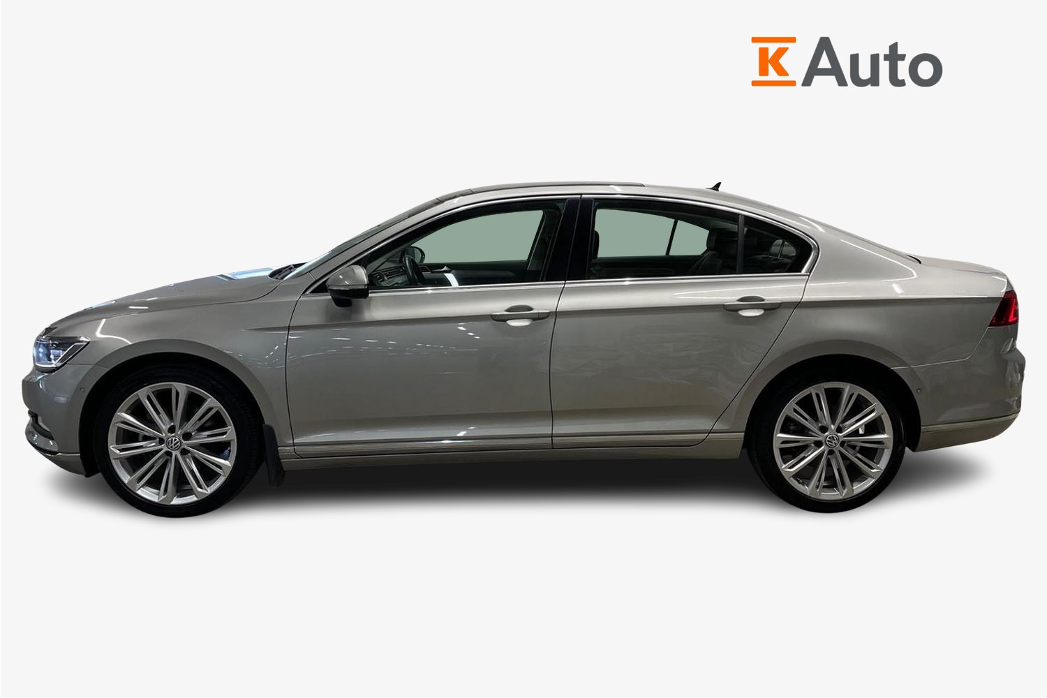 Volkswagen Passat 2016, photo 5/26