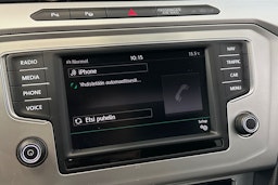 sininen Volkswagen Passat 2016 kuva 25.
