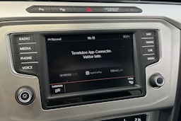 sininen Volkswagen Passat 2016 kuva 27.