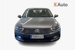 Harmaa Volkswagen Passat 2016 kuva 5.