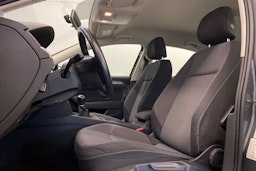 Harmaa Volkswagen Passat 2016 kuva 15.