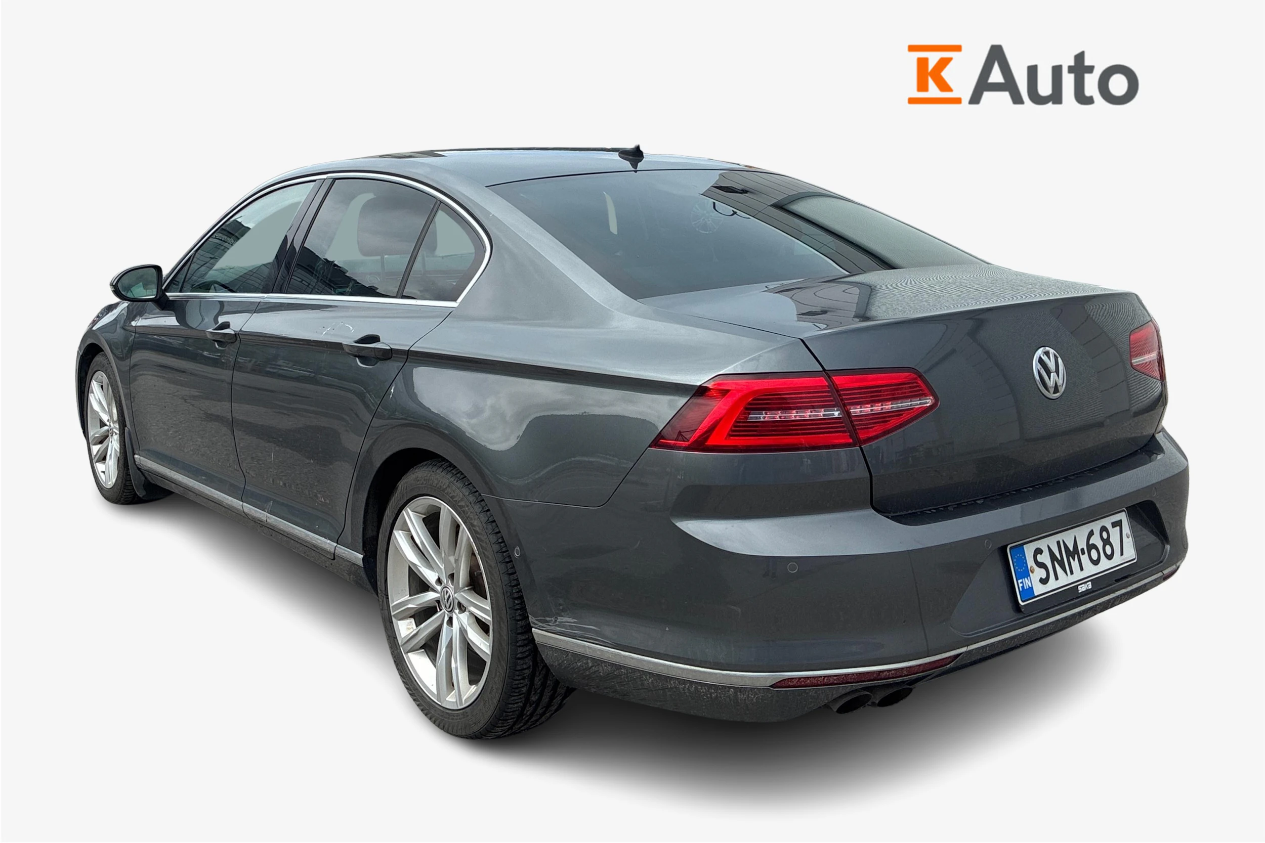 harmaa Volkswagen Passat 2016 kuva 2.