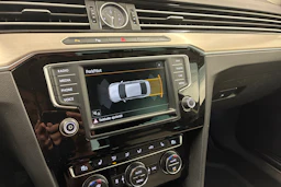 harmaa Volkswagen Passat 2016 kuva 20.