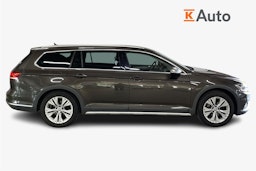 Ruskea (beige) Volkswagen PASSAT 2016 kuva 6.