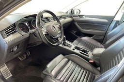 Ruskea (beige) Volkswagen PASSAT 2016 kuva 7.