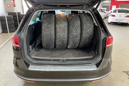 Ruskea (beige) Volkswagen PASSAT 2016 kuva 19.