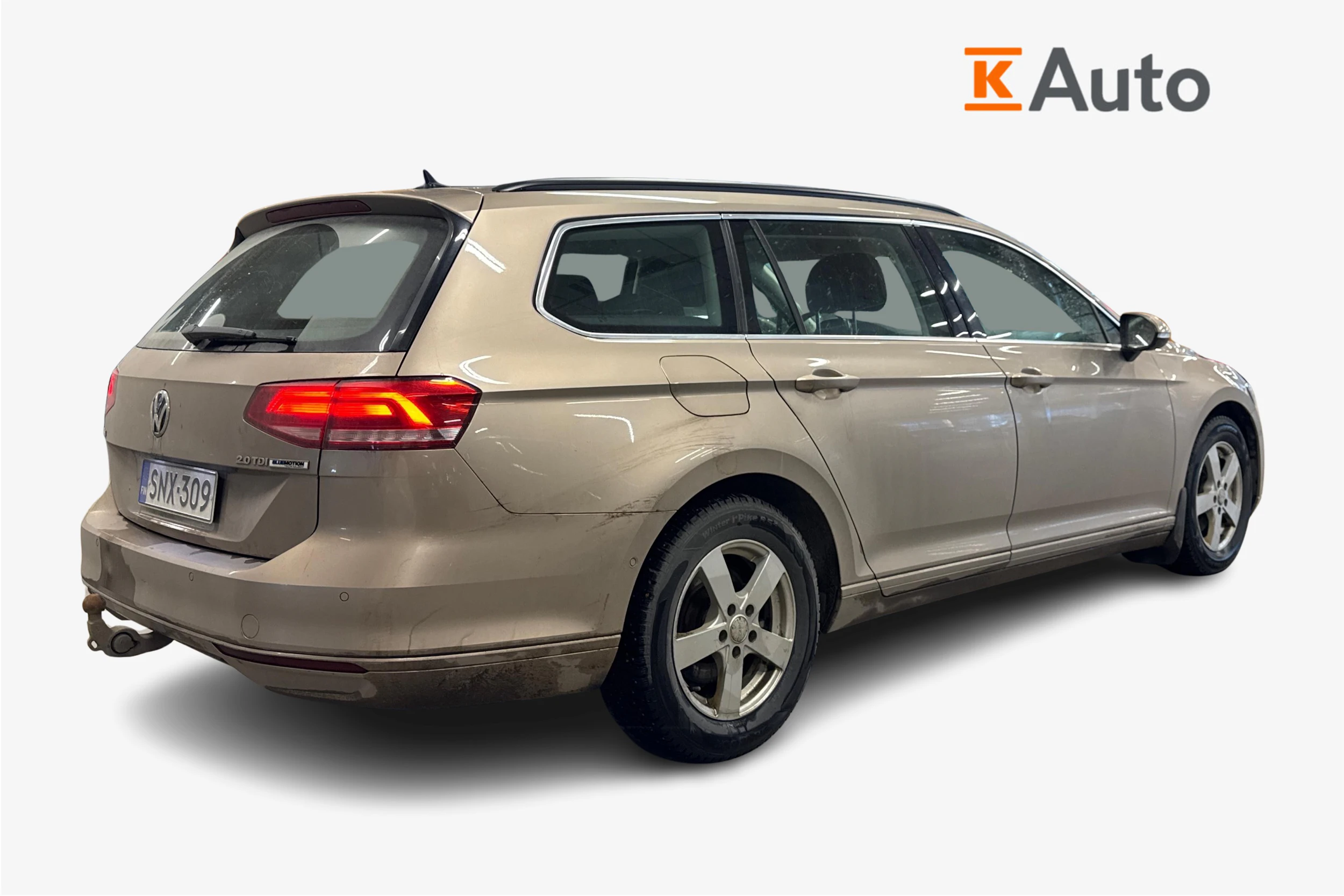 keltainen Volkswagen Passat 2016 kuva 2.