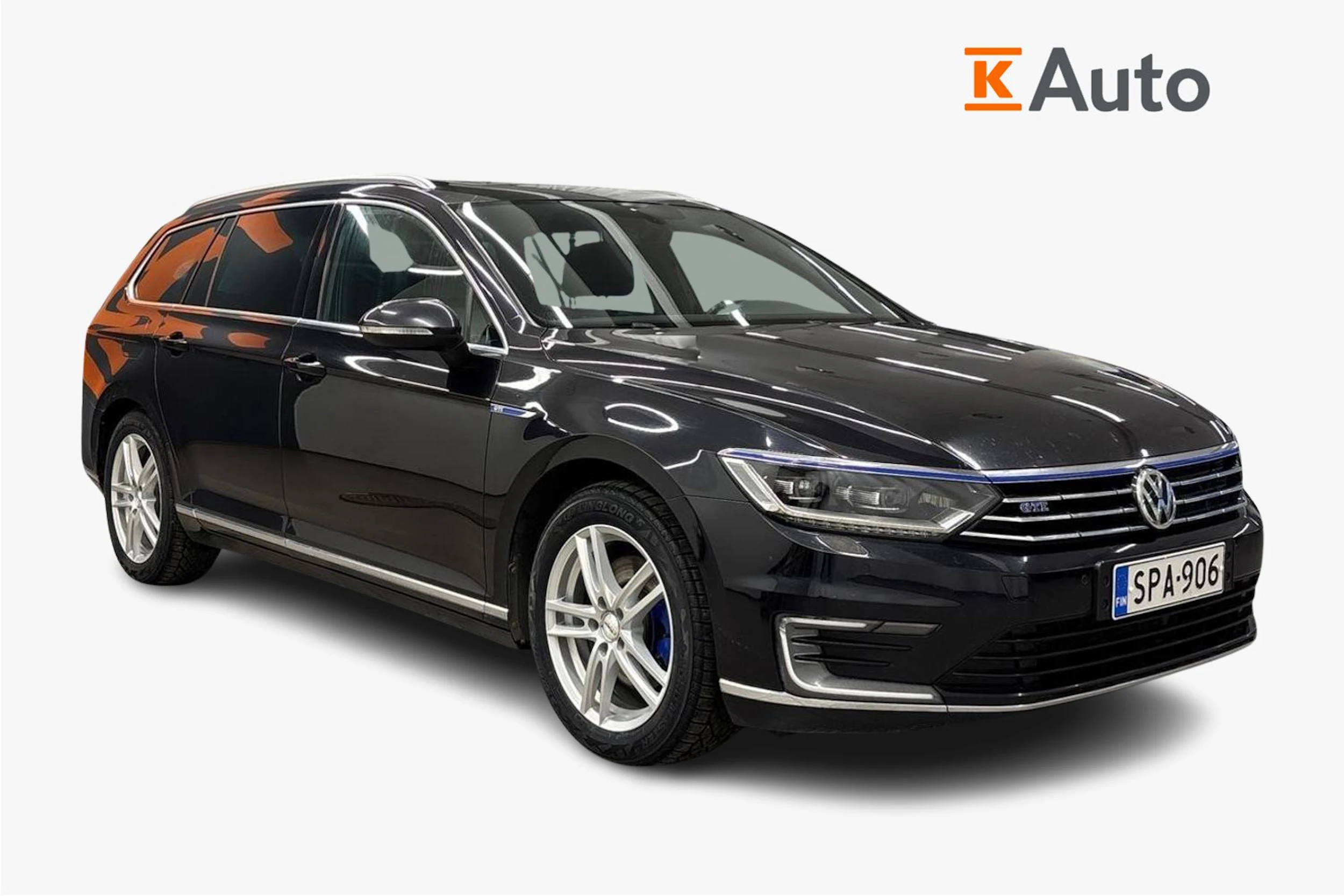 Musta Volkswagen PASSAT 2016 kuva 1.