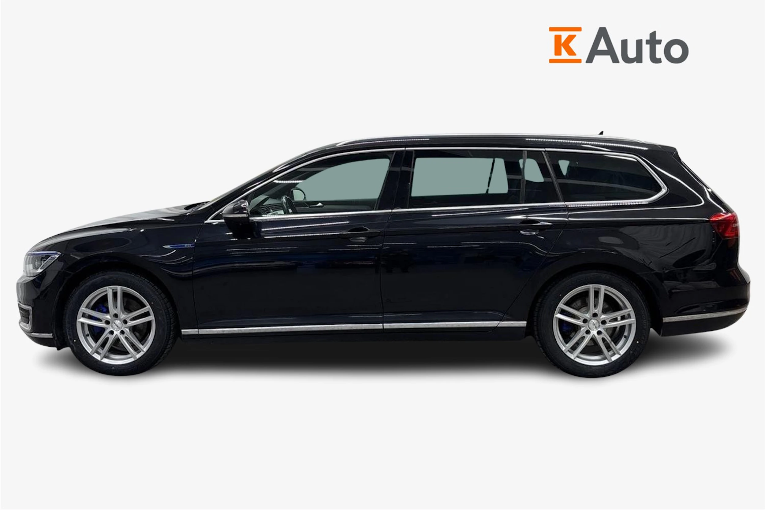 Musta Volkswagen PASSAT 2016 kuva 5.