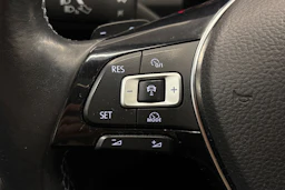 Musta Volkswagen PASSAT 2016 kuva 14.