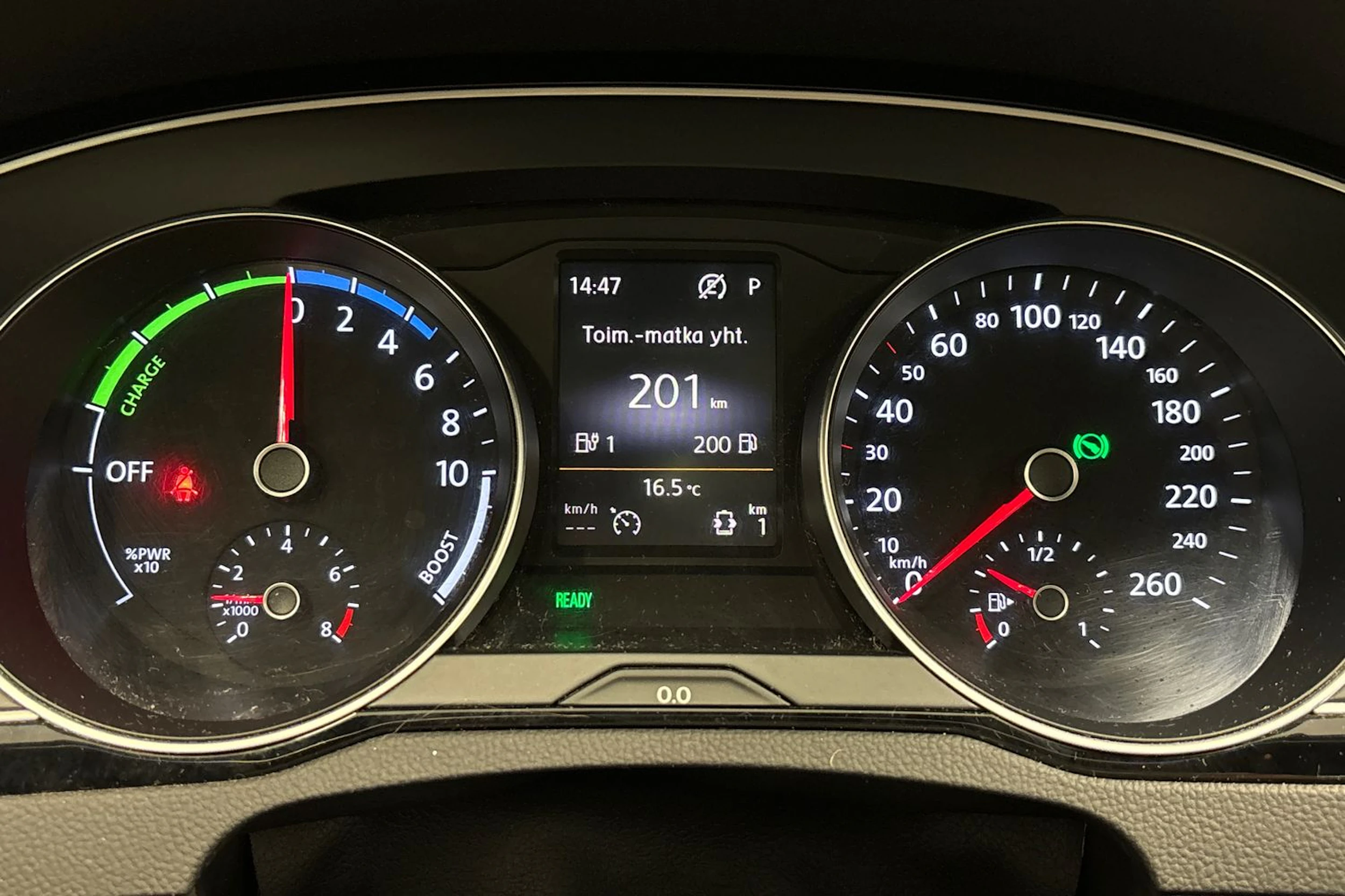 Musta Volkswagen PASSAT 2016 kuva 16.