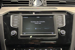 Musta Volkswagen PASSAT 2016 kuva 19.