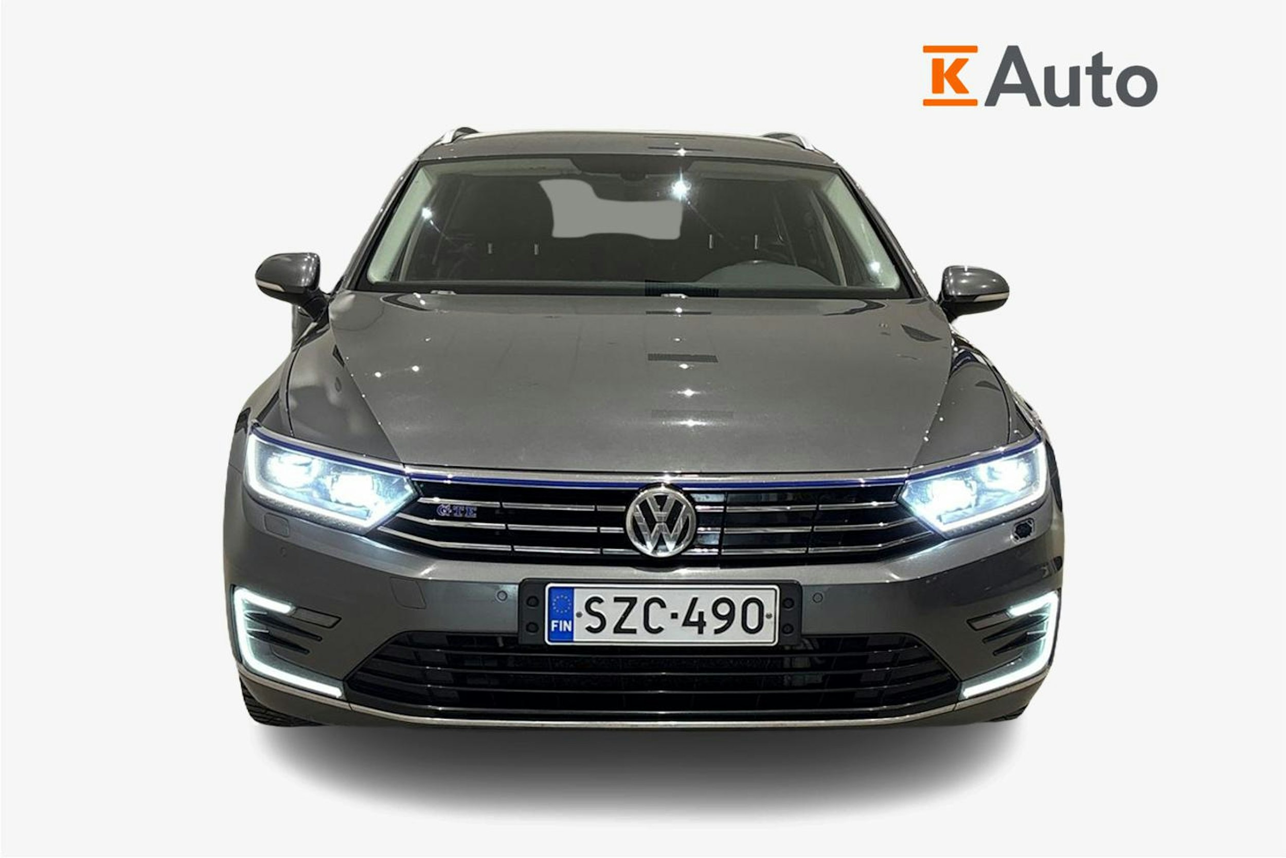 harmaa Volkswagen Passat 2016 kuva 5.