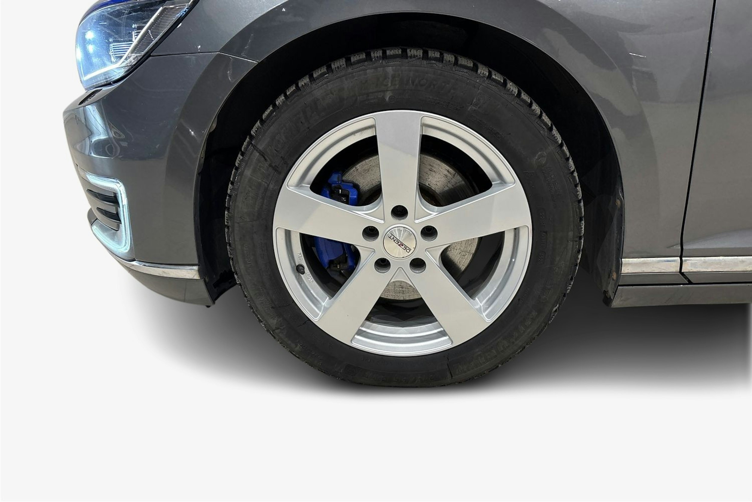 harmaa Volkswagen Passat 2016 kuva 11.