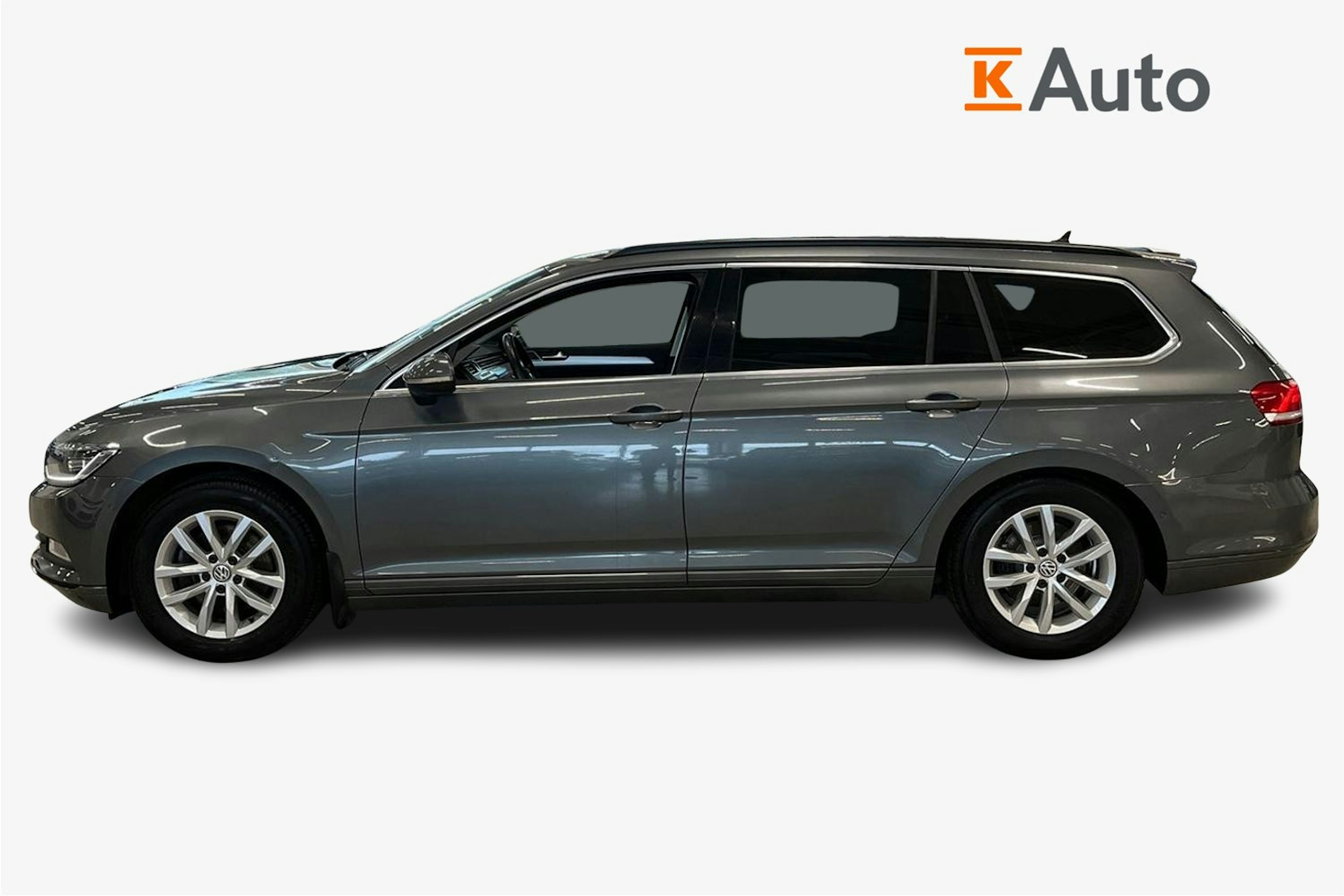 harmaa Volkswagen Passat 2016 kuva 6.