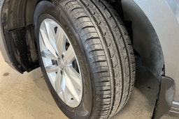 harmaa Volkswagen Passat 2016 kuva 13.