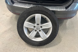 harmaa Volkswagen Passat 2016 kuva 35.