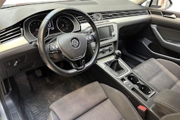 met. harmaa Volkswagen Passat 2016 kuva 6.