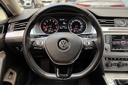 met. harmaa Volkswagen Passat 2016 kuva 14.