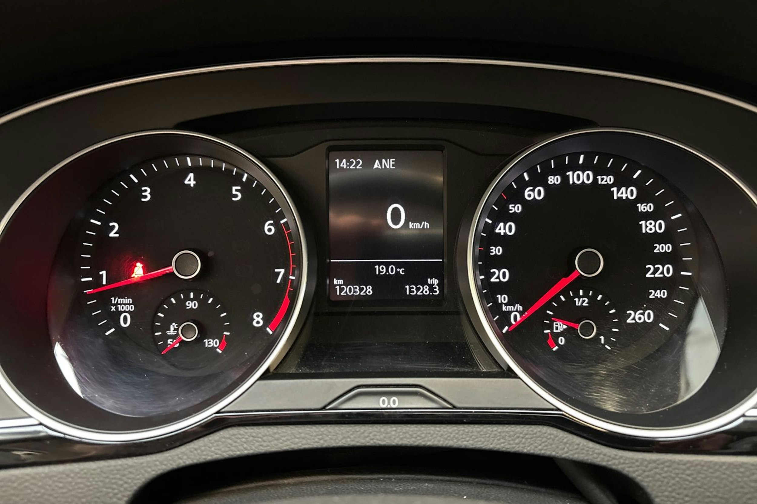 met. harmaa Volkswagen Passat 2016 kuva 15.