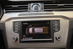 met. harmaa Volkswagen Passat 2016 kuva 16.