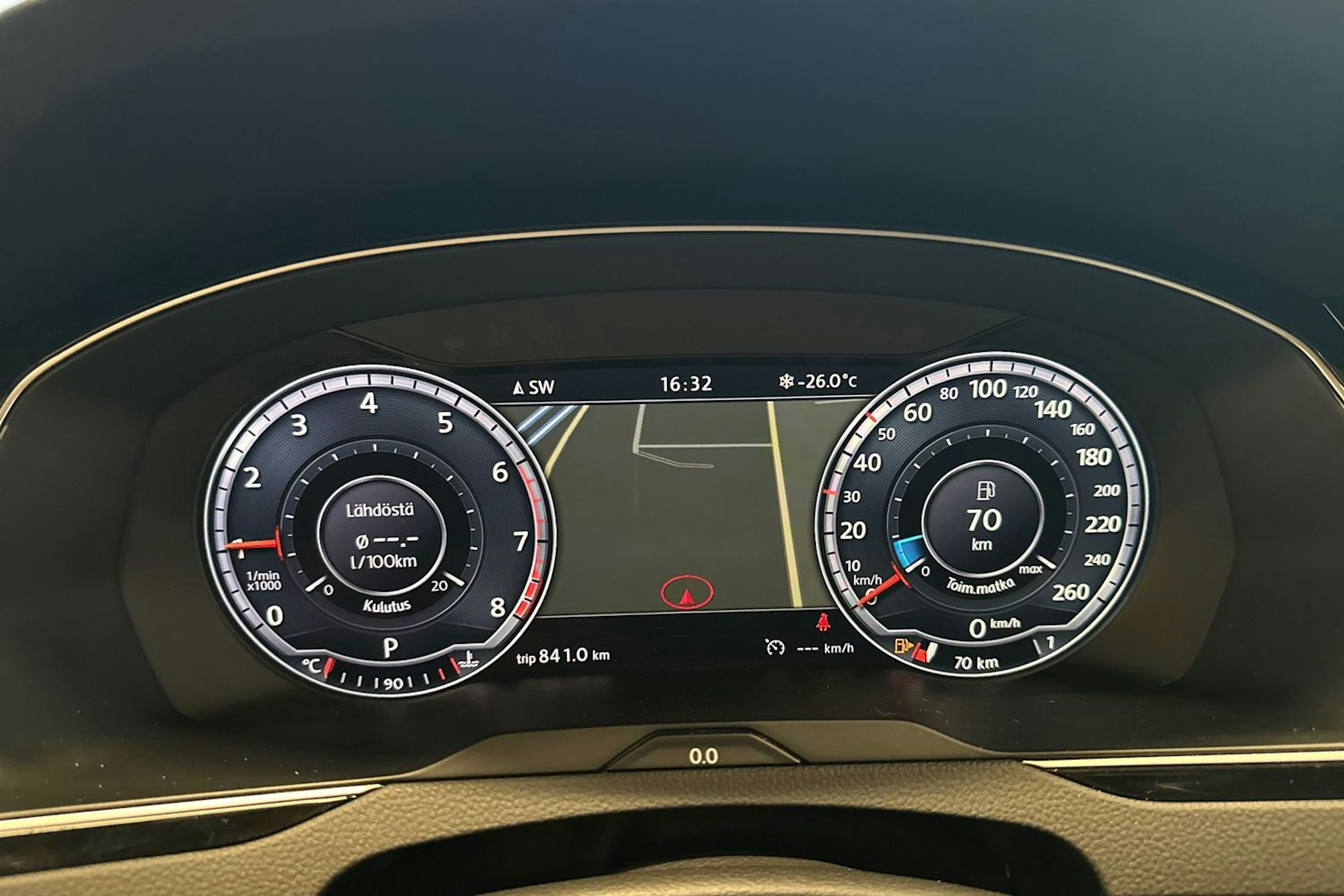 valkoinen Volkswagen Passat 2016 kuva 23.