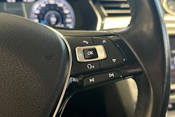 valkoinen Volkswagen Passat 2016 kuva 25.