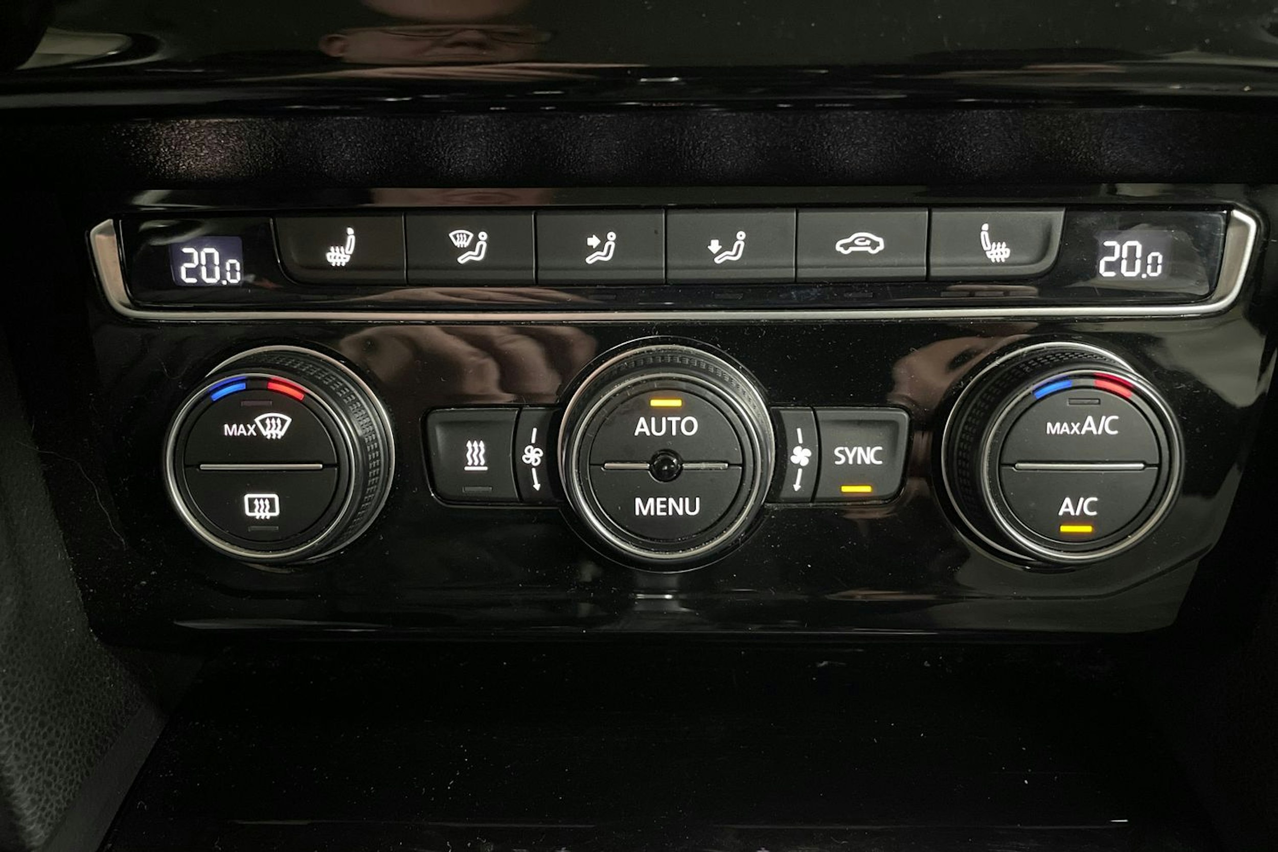 Harmaa Volkswagen PASSAT 2016 kuva 22.