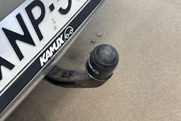 harmaa Volkswagen Passat 2016 kuva 4.