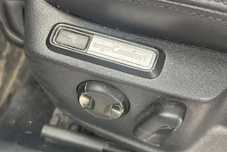 harmaa Volkswagen Passat 2016 kuva 6.