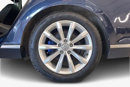 Sininen Volkswagen PASSAT 2016 kuva 11.