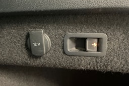 Sininen Volkswagen PASSAT 2016 kuva 14.