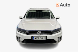 valkoinen Volkswagen Passat 2016 kuva 5.