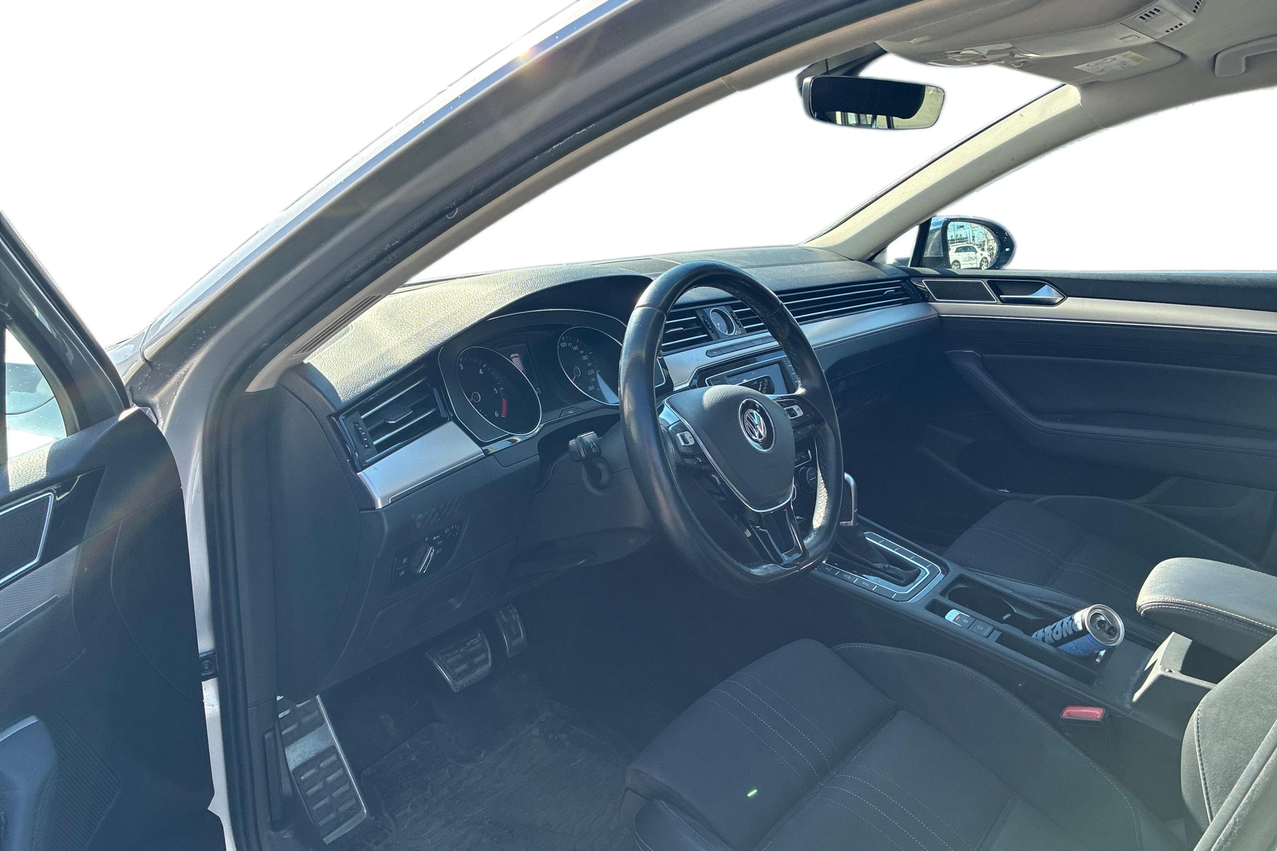 Harmaa Volkswagen PASSAT 2017 kuva 3.