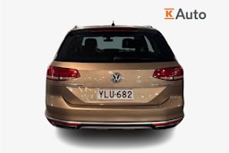 ruskea (beige) Volkswagen Passat 2016 kuva 3.