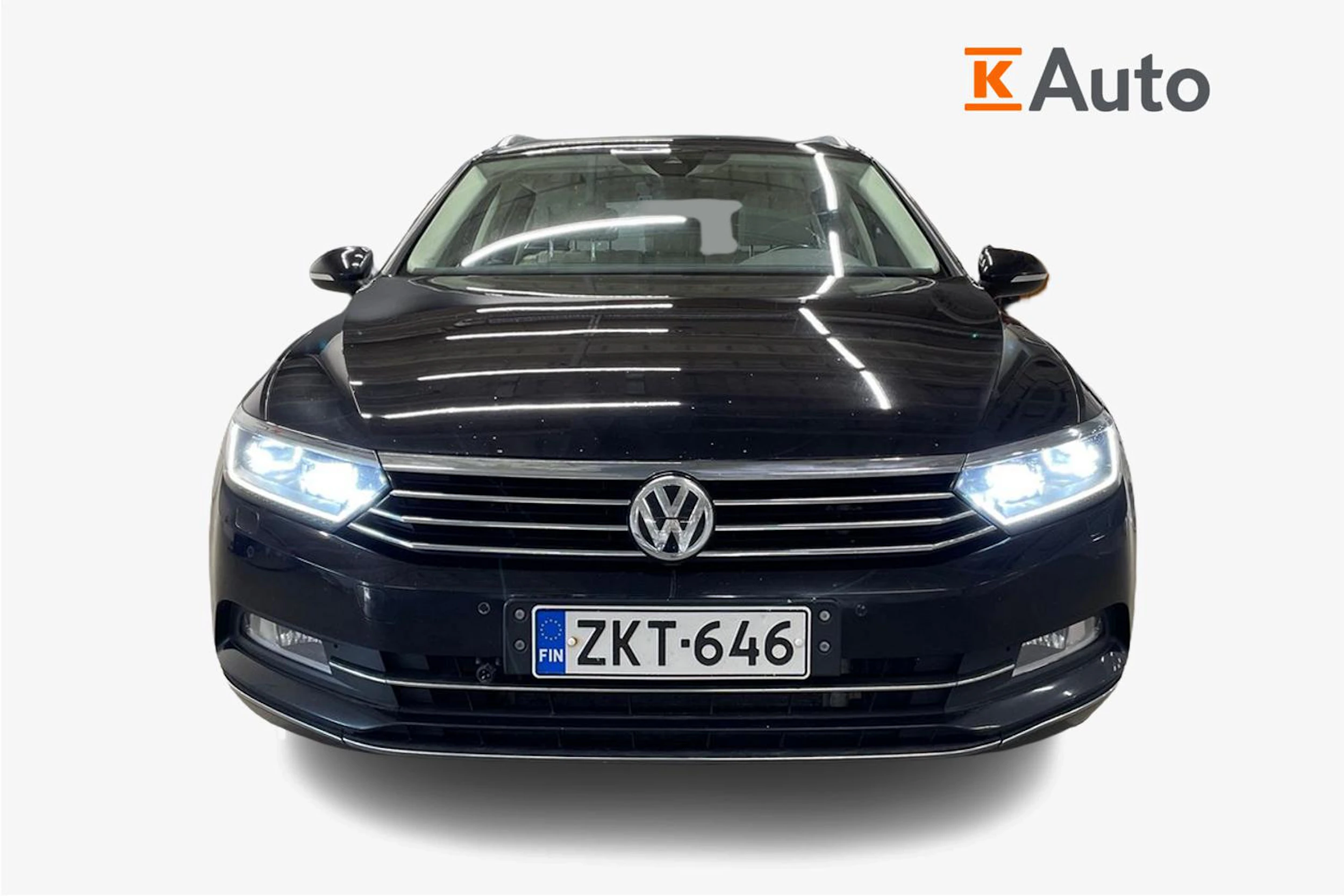 musta Volkswagen Passat 2016 kuva 4.