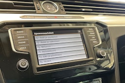 musta Volkswagen Passat 2016 kuva 19.