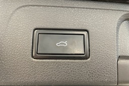 musta Volkswagen Passat 2016 kuva 30.