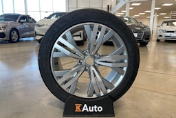 musta Volkswagen Passat 2016 kuva 32.