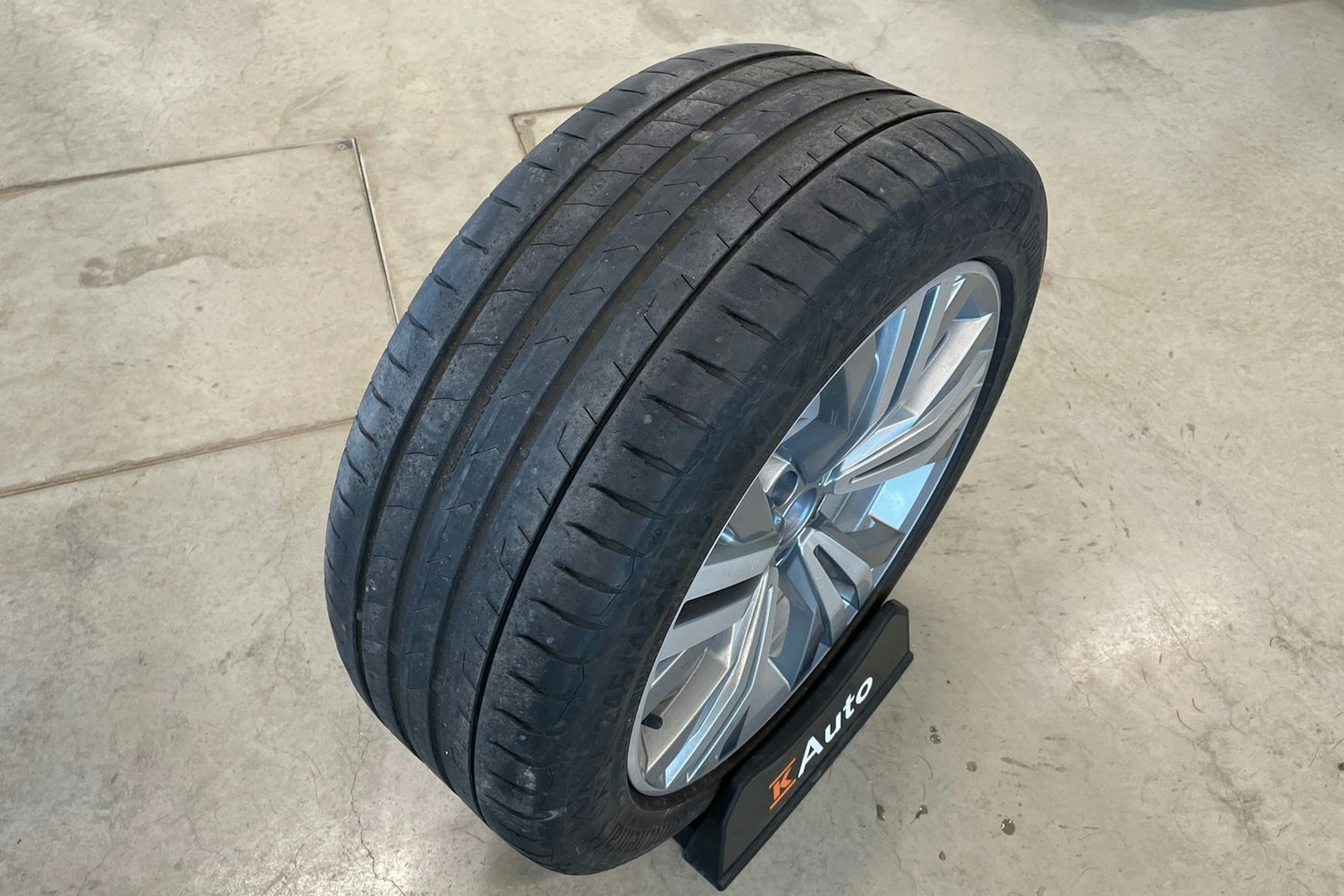 musta Volkswagen Passat 2016 kuva 33.