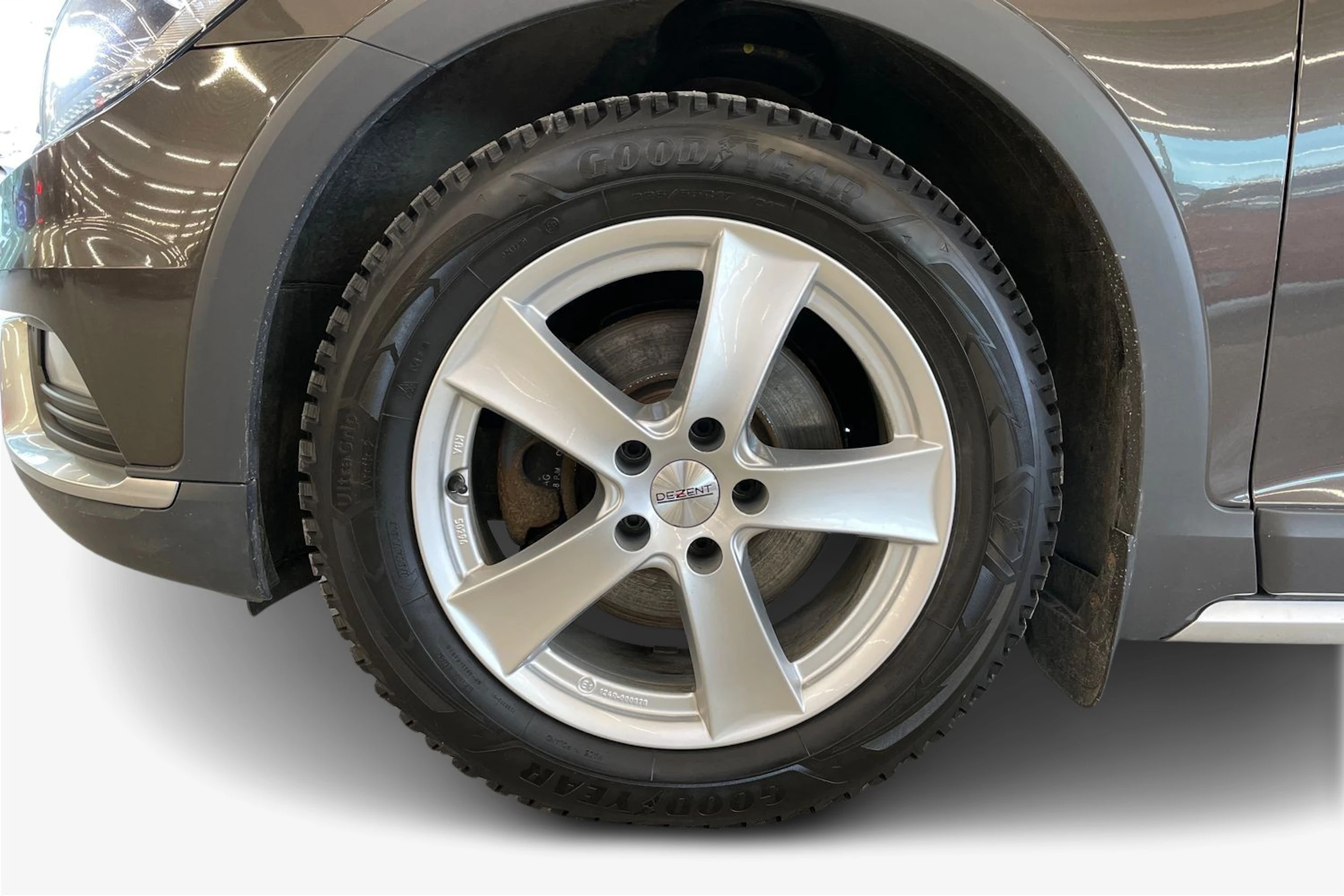 ruskea (beige) Volkswagen Passat 2016 kuva 9.